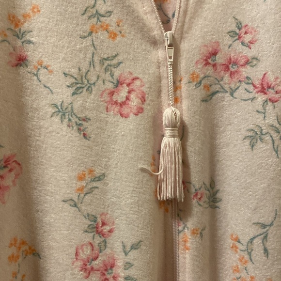 Miss Elaine women’s robe - small - zip up - short sleeve - with pockets - pink - Picture 3 of 7